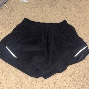 Lulu Lemon Hotty Hot Shorts- Black